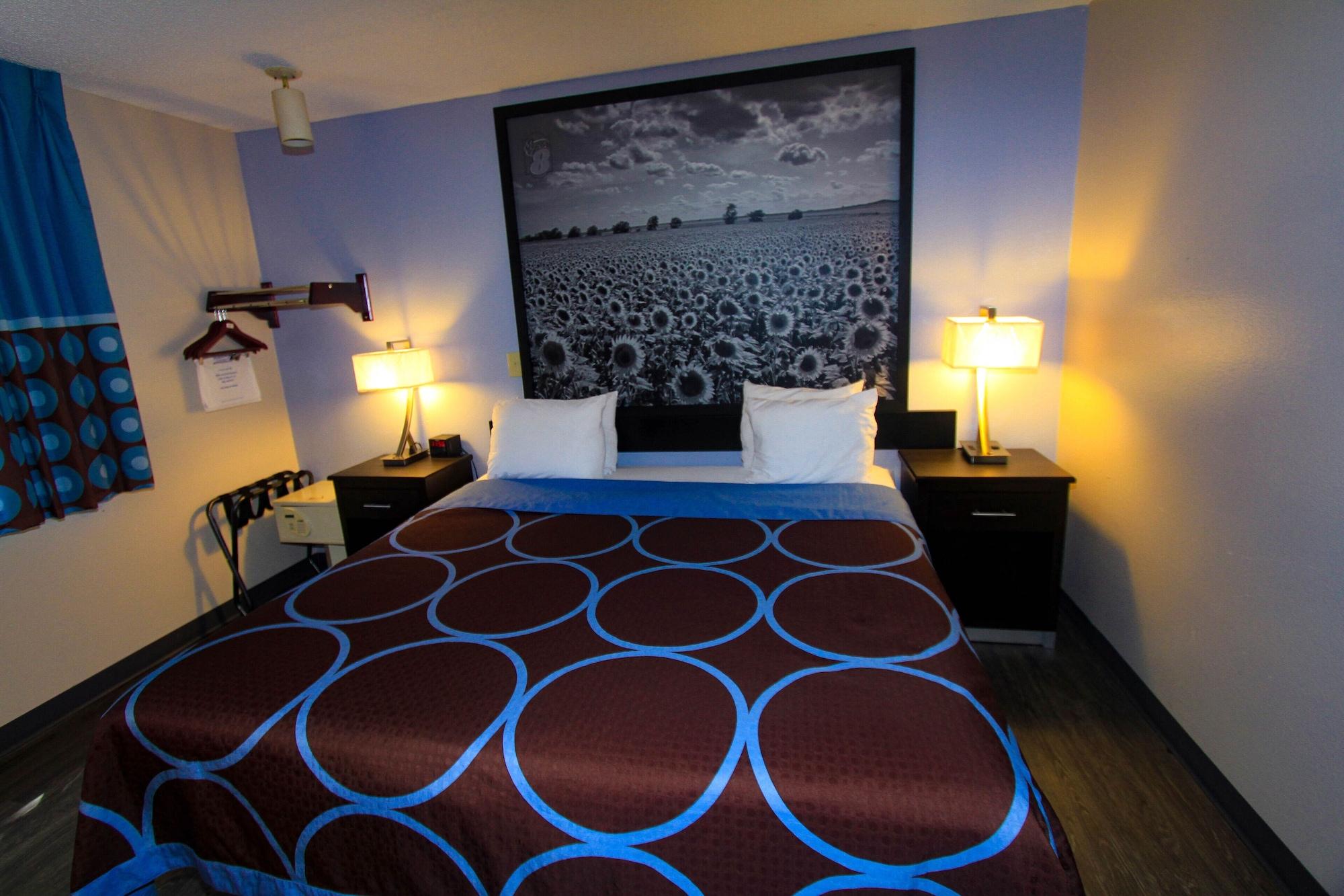 Super 8 By Wyndham Lenexa Overland Park Area/Mall Area Εξωτερικό φωτογραφία