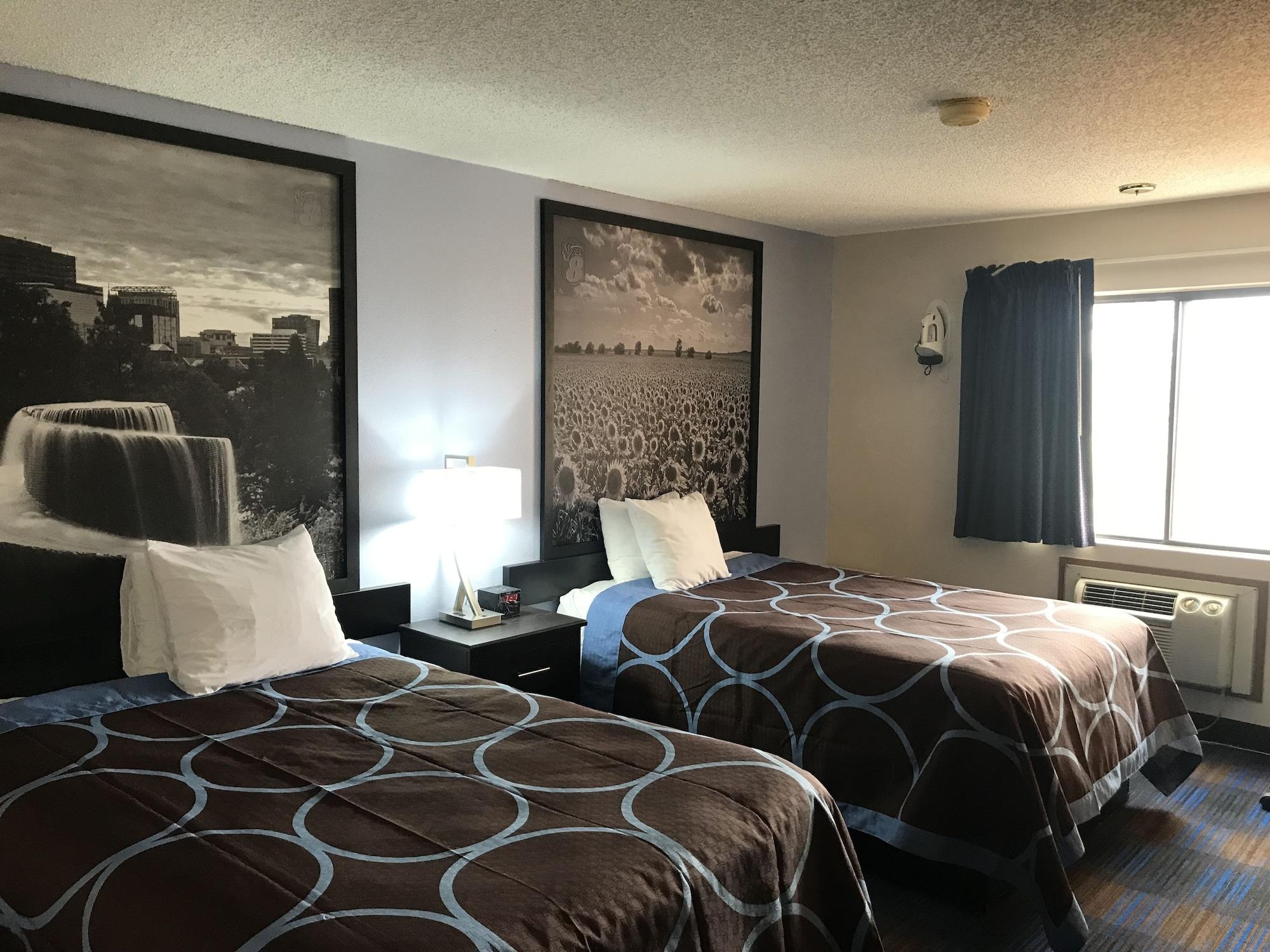 Super 8 By Wyndham Lenexa Overland Park Area/Mall Area Εξωτερικό φωτογραφία