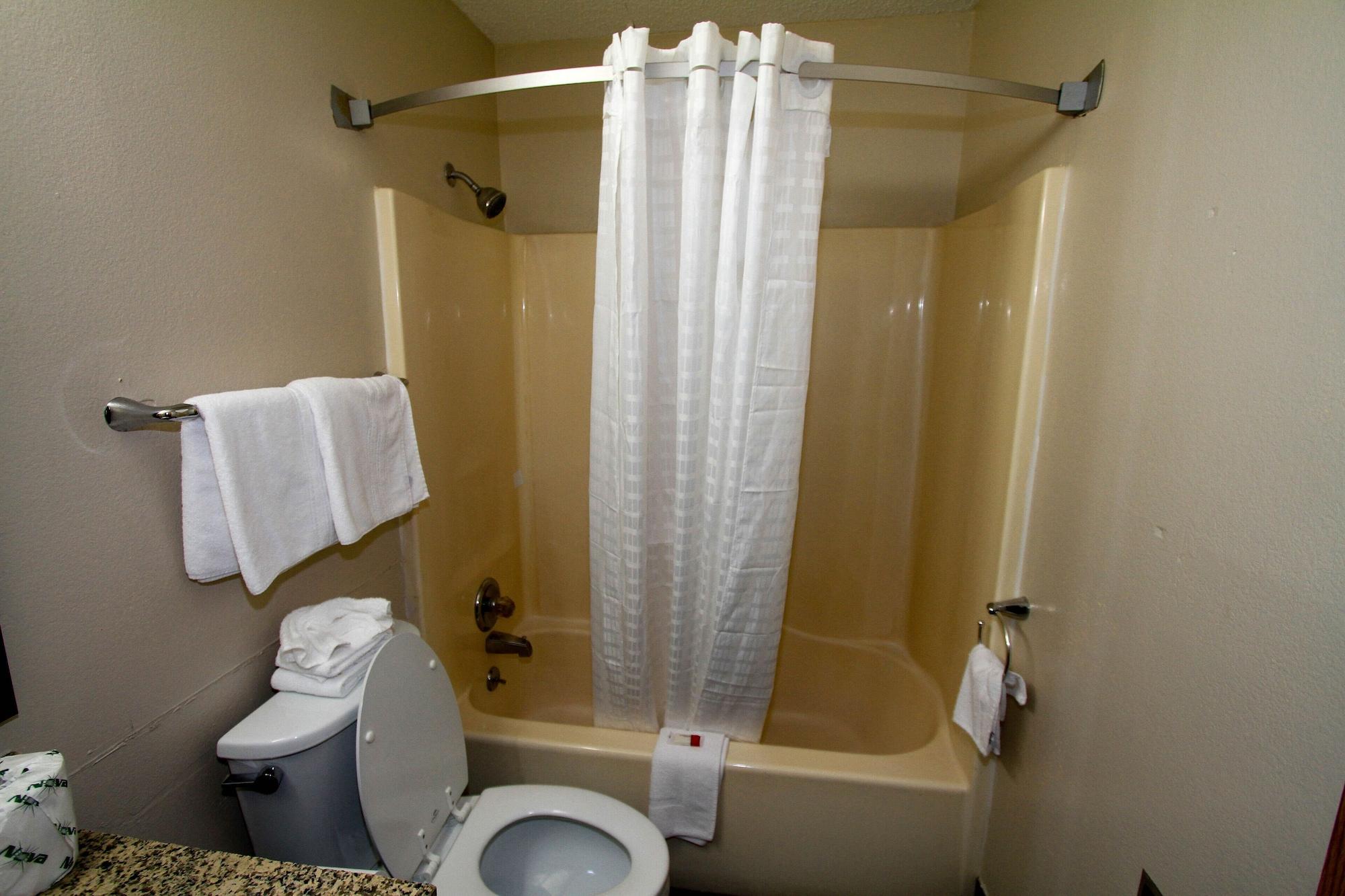 Super 8 By Wyndham Lenexa Overland Park Area/Mall Area Εξωτερικό φωτογραφία