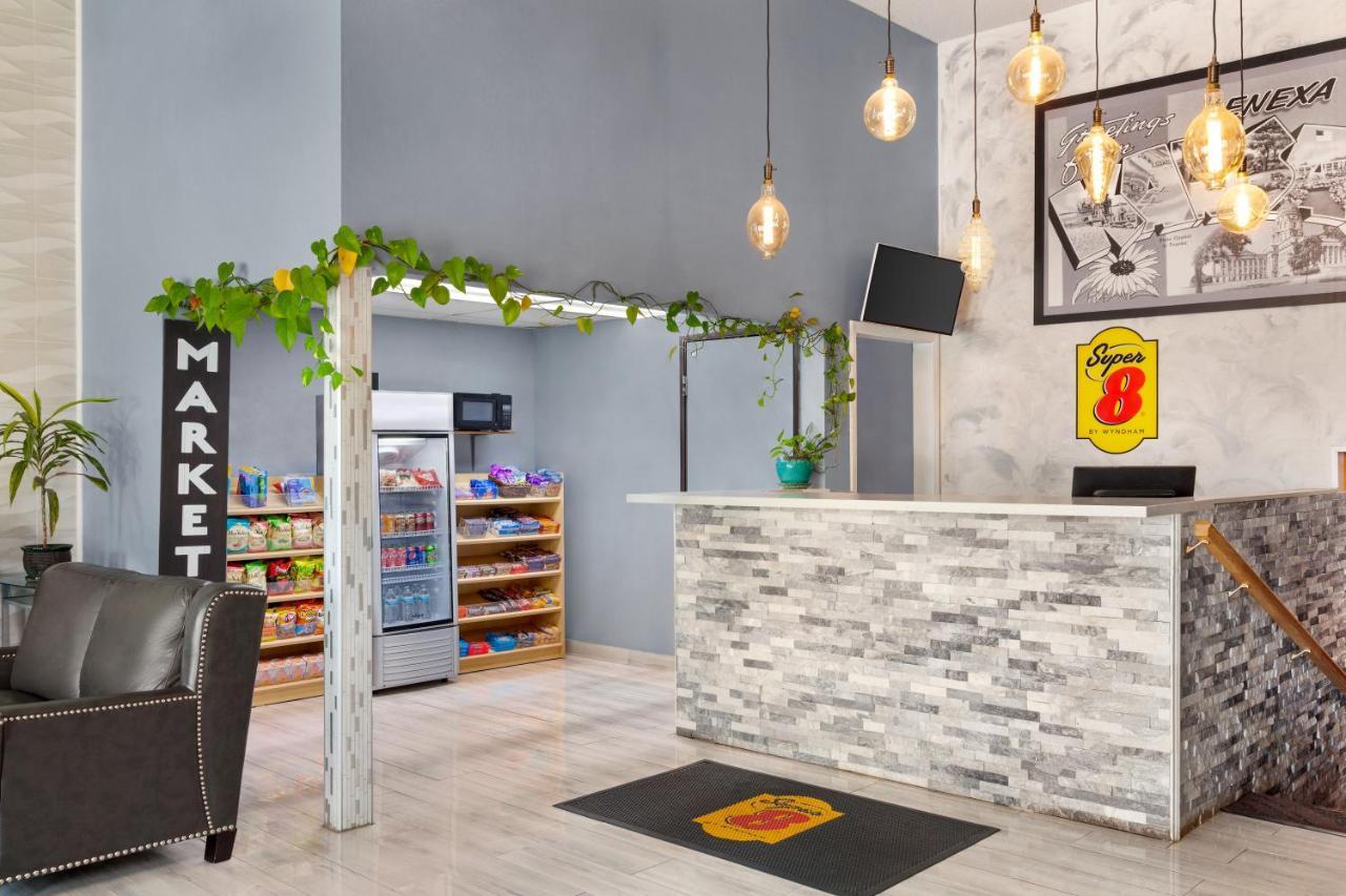 Super 8 By Wyndham Lenexa Overland Park Area/Mall Area Εξωτερικό φωτογραφία