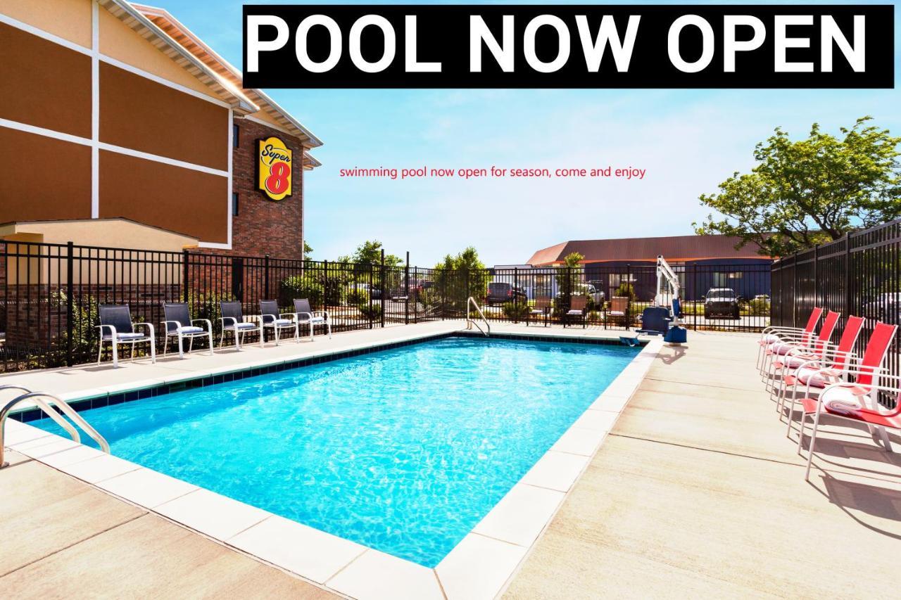 Super 8 By Wyndham Lenexa Overland Park Area/Mall Area Εξωτερικό φωτογραφία