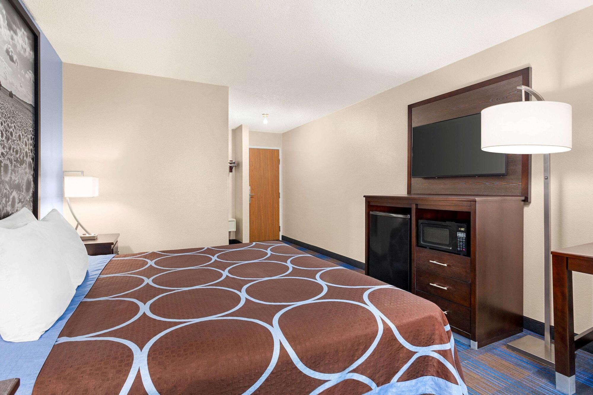 Super 8 By Wyndham Lenexa Overland Park Area/Mall Area Εξωτερικό φωτογραφία