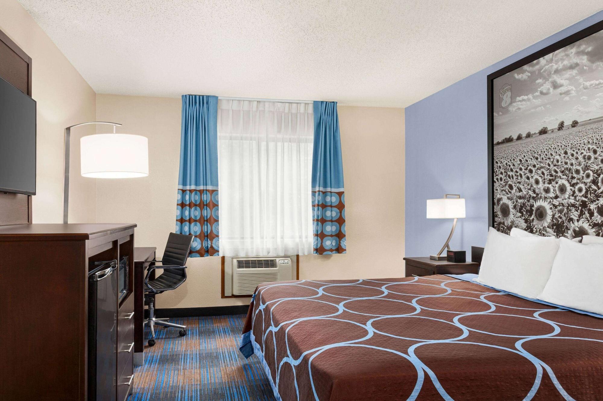 Super 8 By Wyndham Lenexa Overland Park Area/Mall Area Εξωτερικό φωτογραφία